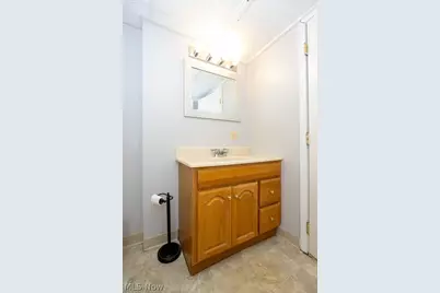 3400 NE Beverly Avenue, Canton, OH 44714 - Photo 23