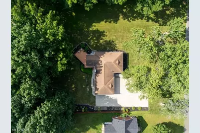 3400 NE Beverly Avenue, Canton, OH 44714 - Photo 3