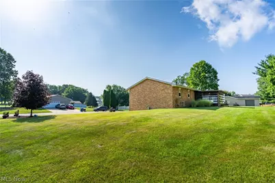 9412 Rohrland Street NW, Massillon, OH 44647 - Photo 5