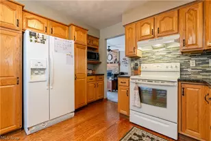 9412 Rohrland St NW, Massillon, OH 44647 - Photo 11