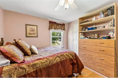 310 Bayshore Drive, Eastlake, OH 44095 - Photo 29