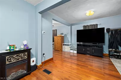 1639 E 34th Street, Lorain, OH 44055 - Photo 9