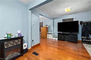 1639 E 34th St, Lorain, OH 44055 - Photo 9