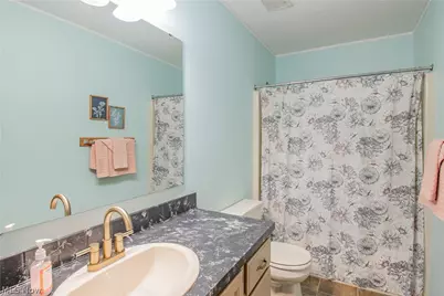 478 Amberwood Drive, Akron, OH 44312 - Photo 29