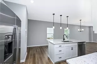 3532 Bushwillow Dr, Green, OH 44685 - Photo 7