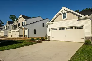 3532 Bushwillow Dr, Green, OH 44685 - Photo 3