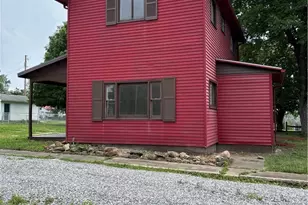 608 Jefferson St, Salineville, OH 43945 - Photo 3