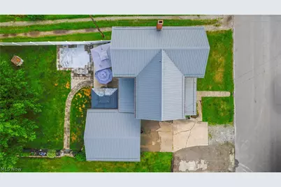 418 E Tuscarawas Avenue, Gnadenhutten, OH 44629 - Photo 49