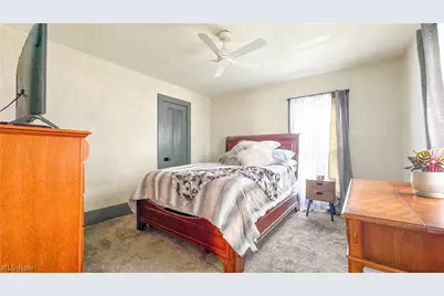 418 E Tuscarawas Avenue, Gnadenhutten, OH 44629 - Photo 31