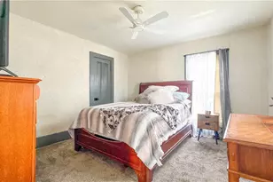 418 E Tuscarawas Ave, Gnadenhutten, OH 44629 - Photo 31