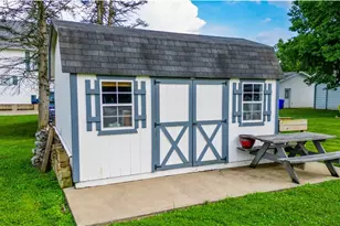418 E Tuscarawas Ave, Gnadenhutten, OH 44629 - Photo 45