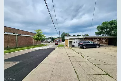 1507 S Main Street, Akron, OH 44301 - Photo 3