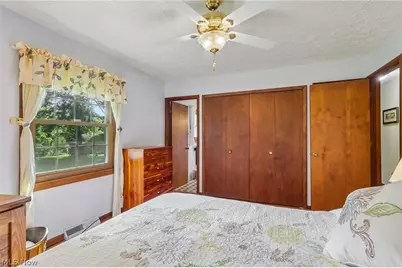 17590 Vermont Street, Grafton, OH 44044 - Photo 25