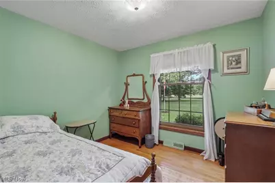 17590 Vermont Street, Grafton, OH 44044 - Photo 29