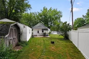 4185 Beckel Ave NE, Sandyville, OH 44643 - Photo 29