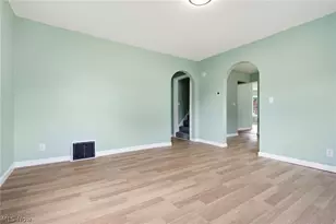 2116 25th St NE, Canton, OH 44705 - Photo 13