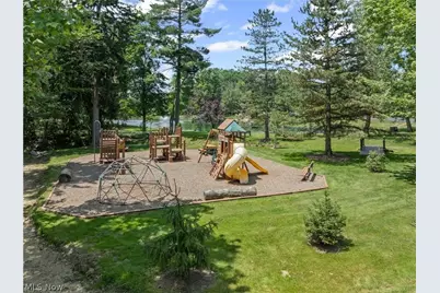 6330 Greenwood #103, Sagamore Hills, OH 44067 - Photo 37