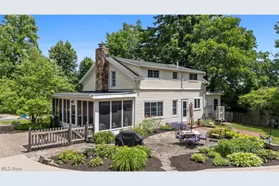 220 N Hambden Street, Chardon, OH 44024 - Photo 3