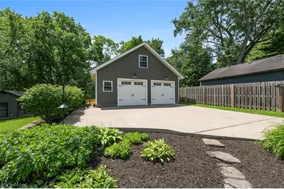 220 N Hambden Street, Chardon, OH 44024 - Photo 41