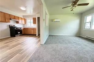 591 Chestnut St, Newcomerstown, OH 43832 - Photo 9
