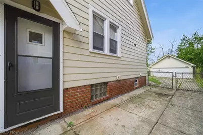4004 E 154th Street, Loveland, OH 44128 - Photo 3