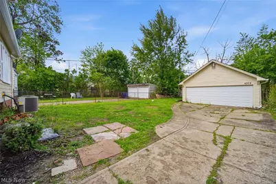 4004 E 154th Street, Loveland, OH 44128 - Photo 5