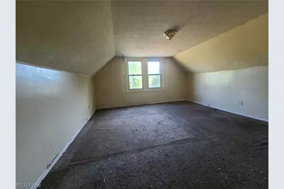 12419 Locke Avenue, Loveland, OH 44108 - Photo 13