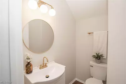 36473 Lake Shore Boulevard, Eastlake, OH 44095 - Photo 29