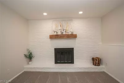 36473 Lake Shore Boulevard, Eastlake, OH 44095 - Photo 25
