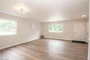 36473 Lakeshore Blvd, Eastlake, OH 44095 - Photo 7