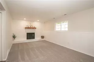 36473 Lakeshore Blvd, Eastlake, OH 44095 - Photo 23