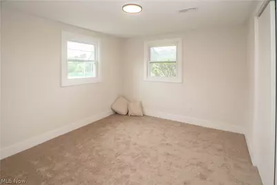 5550 Easton Street, Louisville, OH 44641 - Photo 25