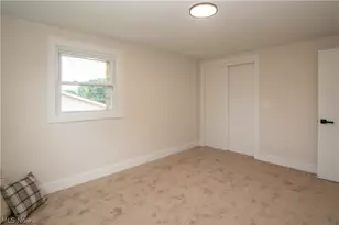 5550 Easton St, Louisville, OH 44641 - Photo 15
