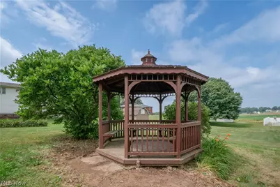 5550 Easton Street, Louisville, OH 44641 - Photo 35