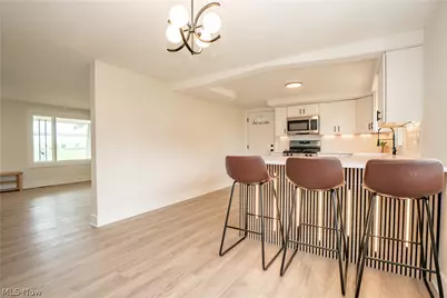 5550 Easton Street, Louisville, OH 44641 - Photo 5
