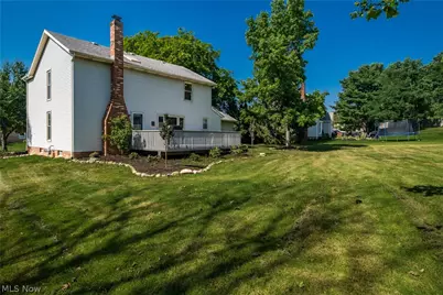 4325 Larchwood Circle NW, Canton, OH 44718 - Photo 9