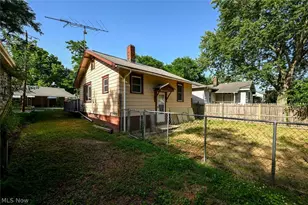 1300 Weiser Ave, Akron, OH 44314 - Photo 9