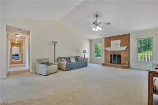 545 E Maple St, Hartville, OH 44632 - Photo 7