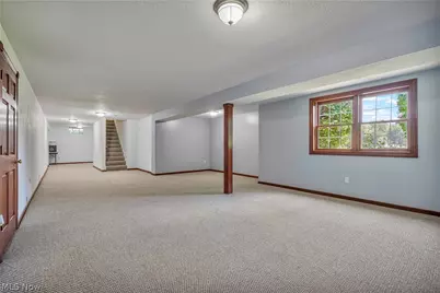 545 E Maple Street, Hartville, OH 44632 - Photo 27