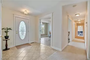 545 E Maple St, Hartville, OH 44632 - Photo 5