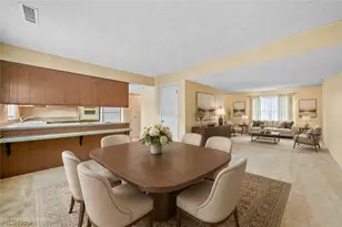 2034 Carlile Dr, Uniontown, OH 44685 - Photo 15