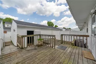 2034 Carlile Dr, Uniontown, OH 44685 - Photo 33