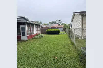 289 Middlefield Drive, Akron, OH 44312 - Photo 9
