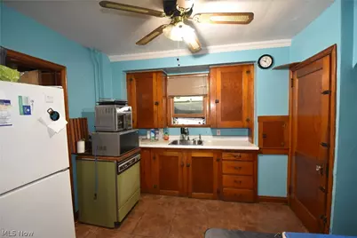 3260 Vestal Road, Youngstown, OH 44509 - Photo 7