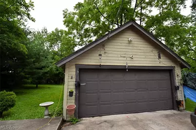 3260 Vestal Road, Youngstown, OH 44509 - Photo 5