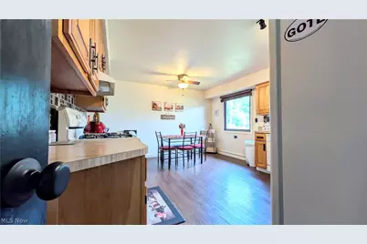 1099 Lake Road, Conneaut, OH 44030 - Photo 3