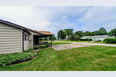 1099 Lake Road, Conneaut, OH 44030 - Photo 35