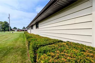 1099 Lake Rd, Conneaut, OH 44030 - Photo 41