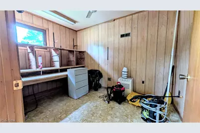 1099 Lake Road, Conneaut, OH 44030 - Photo 21