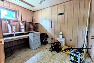 1099 Lake Rd, Conneaut, OH 44030 - Photo 21